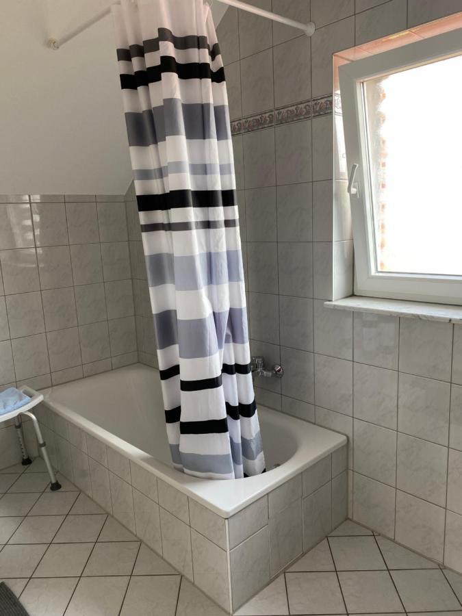 Apartment Mit Blick Auf Herkules Mit Parkplatz Kassel Exterior photo